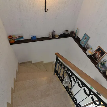 Apartment Nina