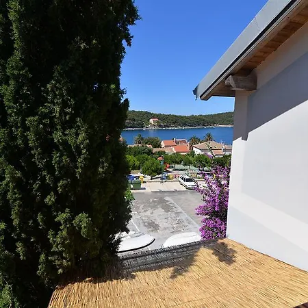 Apartment Nina Mali Losinj