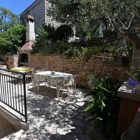 Nina Mali Losinj